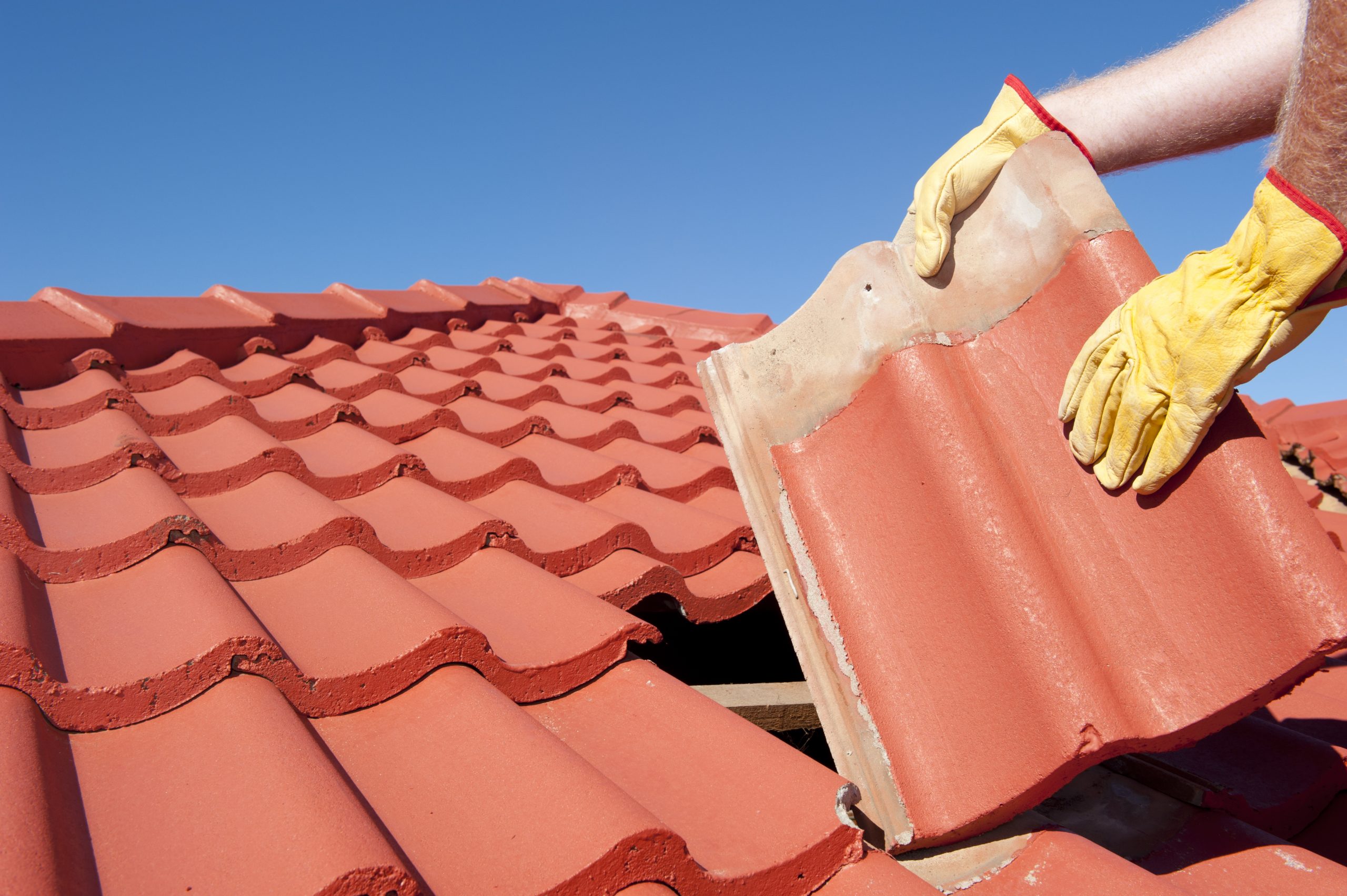 Монтаж цементно песчаной черепицы. Кровельная черепица «Roofing Tiles». Монтаж черепицы Браас. Монтаж керамической черепицы.